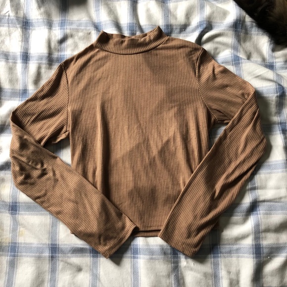 Top - Picture 1 of 1